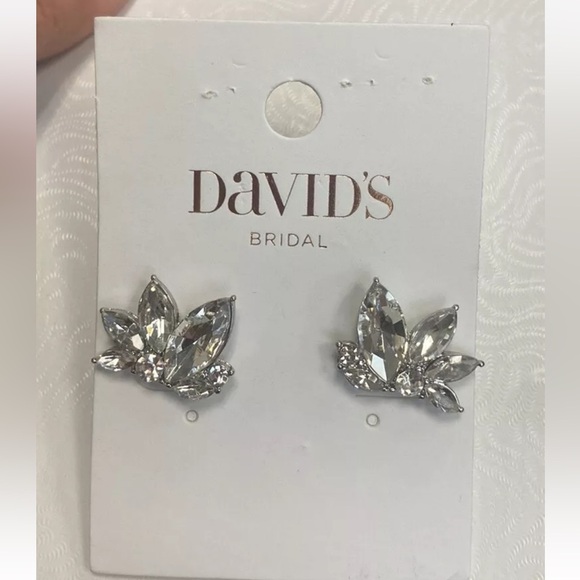 David’s Bridal Marquise Crystal Cluster Stud Post Silver Plated Earrings NEW - Picture 3 of 5